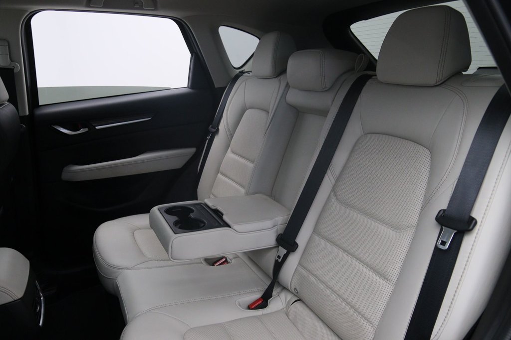 2023 Mazda CX-5 in Jonquière, Quebec - 9 - w1024h768px