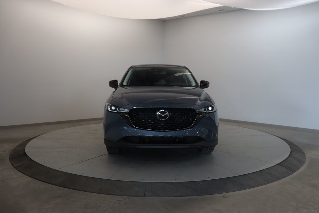 2024 Mazda CX-5 in Jonquière, Quebec - 2 - w1024h768px