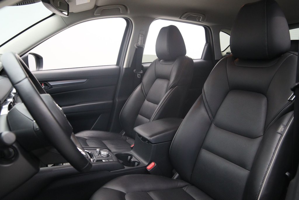2024 Mazda CX-5 in Jonquière, Quebec - 7 - w1024h768px