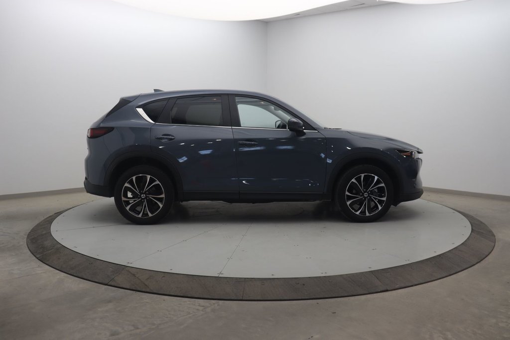 Mazda CX-5  2024 à Chicoutimi, Québec - 3 - w1024h768px