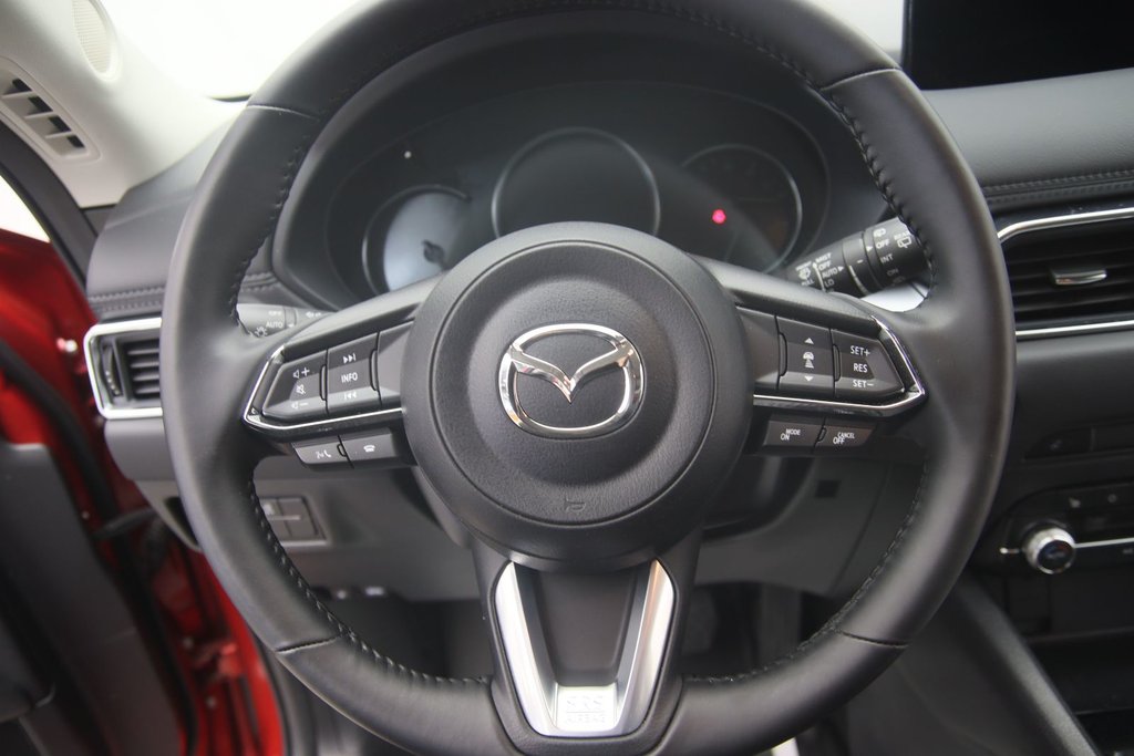 2025 Mazda CX-5 in Baie-Comeau, Quebec - 9 - w1024h768px
