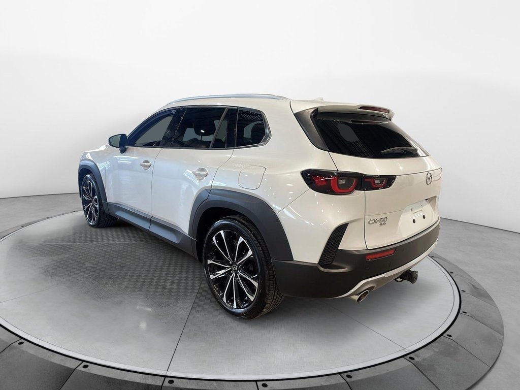 Mazda CX-50  2023 à Baie-Comeau, Québec - 2 - w1024h768px