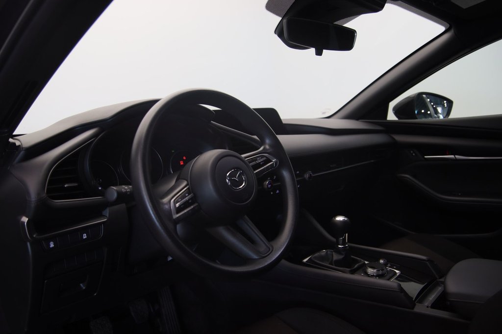 Mazda CX-50  2023 à Jonquière, Québec - 6 - w1024h768px