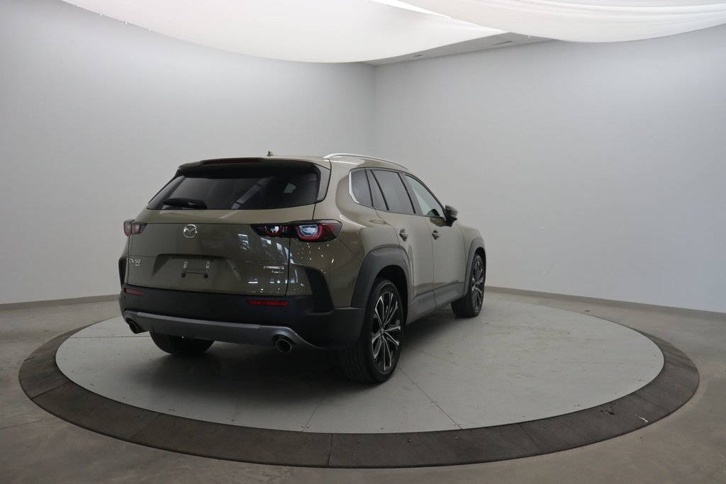 Mazda CX-50  2023 à Jonquière, Québec - 4 - w1024h768px