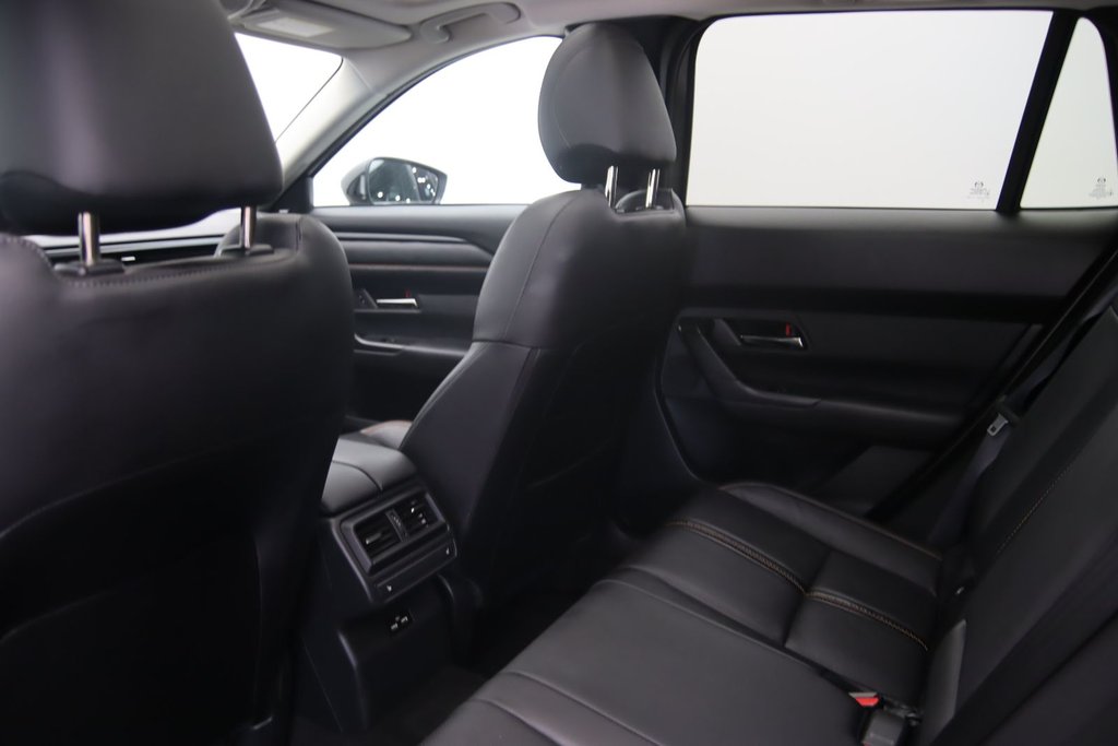 Mazda CX-50  2023 à Jonquière, Québec - 9 - w1024h768px