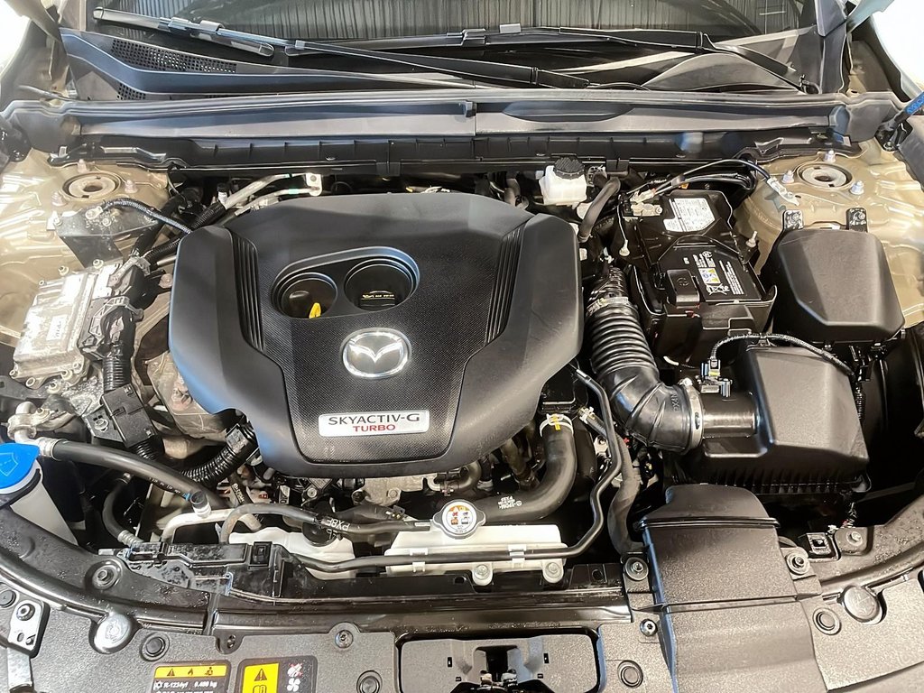 2024 Mazda CX-50 in Jonquière, Quebec - 8 - w1024h768px