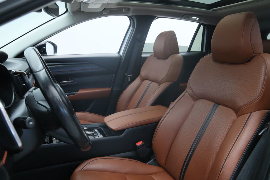 2024 Mazda CX-50 GT in Chicoutimi, Quebec - 6 - w1024h768px