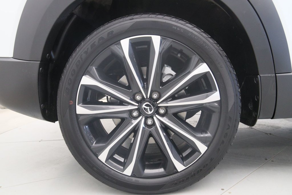 2024 Mazda CX-50 GT in Chicoutimi, Quebec - 18 - w1024h768px