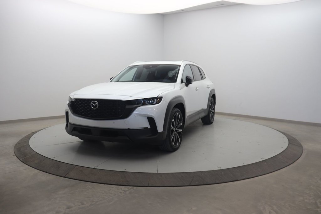 2024 Mazda CX-50 GT in Chicoutimi, Quebec - 1 - w1024h768px