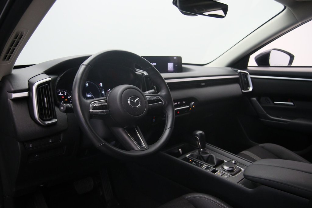 2025 Mazda CX-50 in Jonquière, Quebec - 7 - w1024h768px