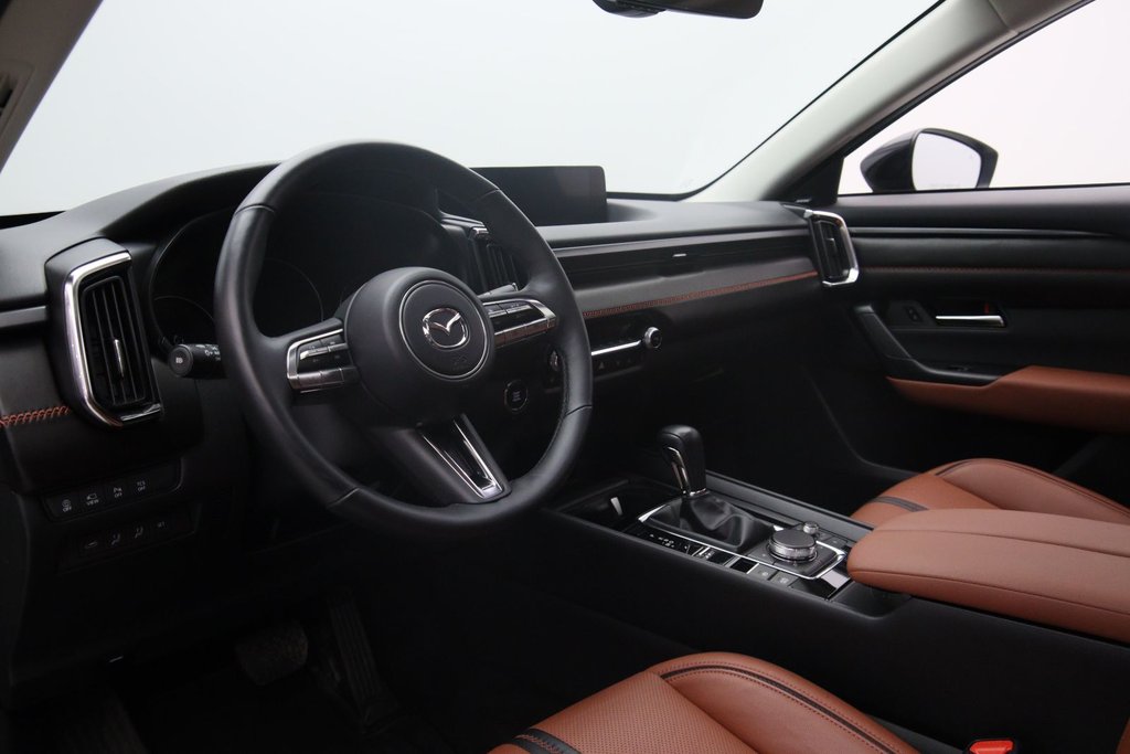 Mazda CX-50 GT 2025 à Chicoutimi, Québec - 7 - w1024h768px
