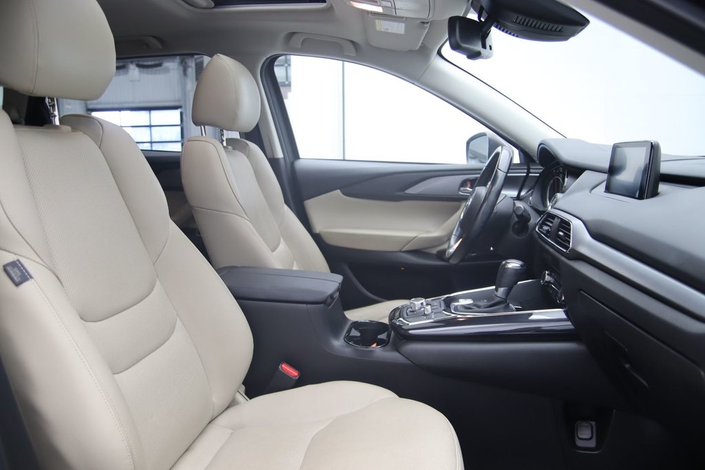 2016 Mazda CX-9 in Jonquière, Quebec - 16 - w1024h768px