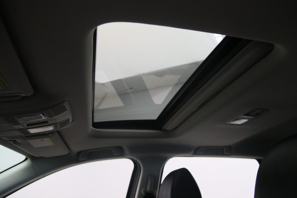 2020 Mazda CX-9 in Baie-Comeau, Quebec - 8 - w1024h768px
