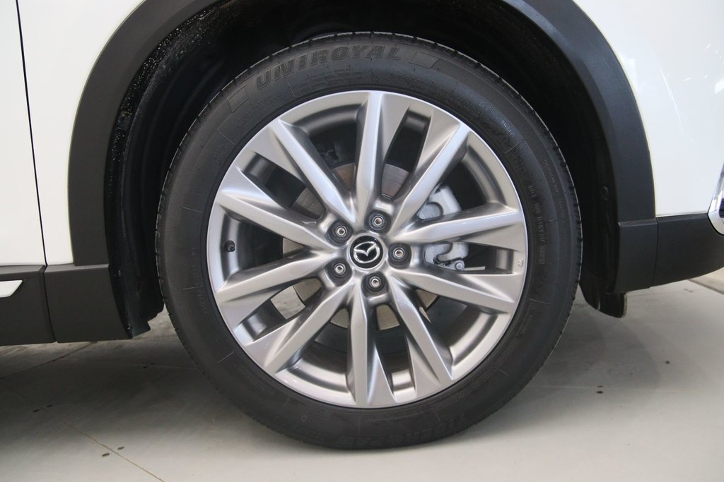 2020 Mazda CX-9 in Baie-Comeau, Quebec - 19 - w1024h768px