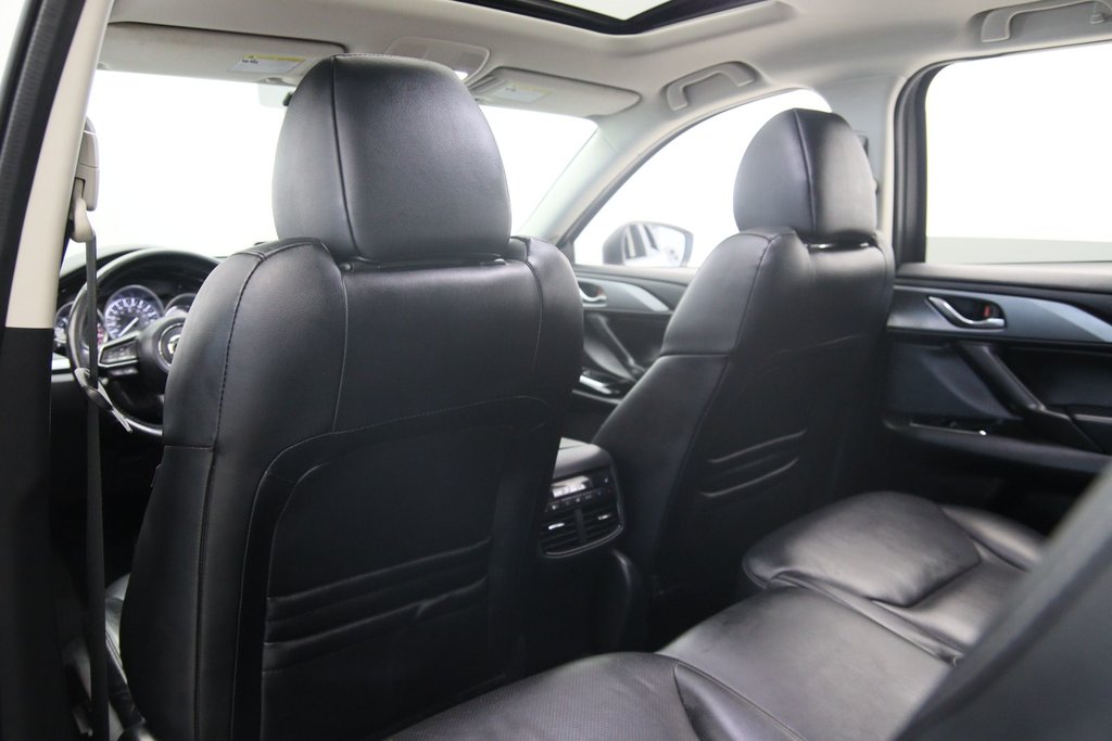 2020 Mazda CX-9 in Baie-Comeau, Quebec - 10 - w1024h768px