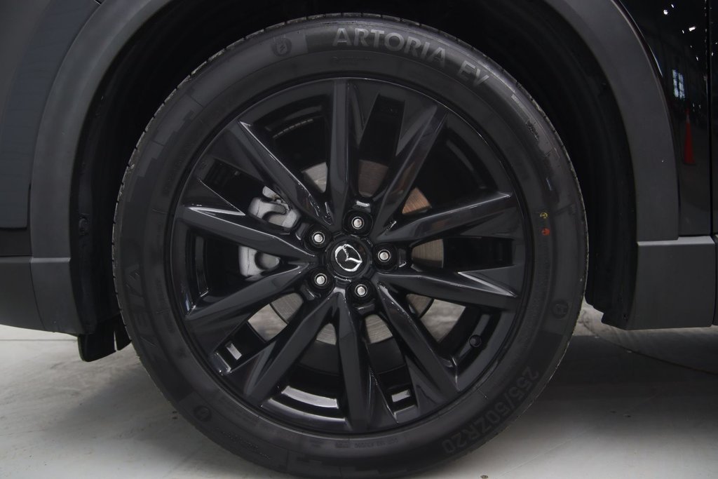 2021 Mazda CX-9 in Sept-Îles, Quebec - 18 - w1024h768px