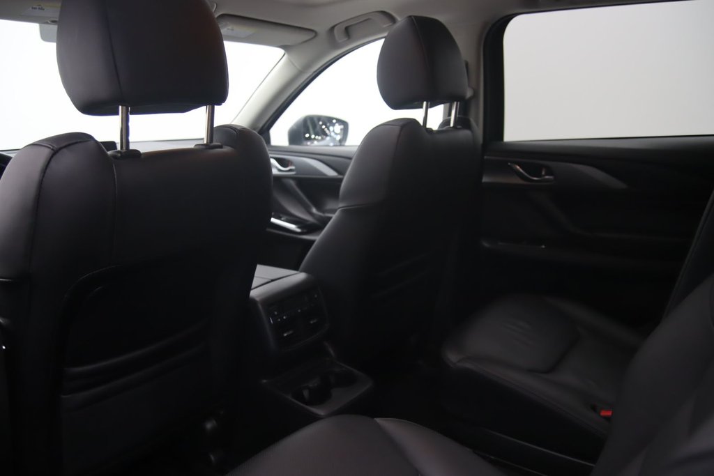 Mazda CX-9  2022 à Baie-Comeau, Québec - 9 - w1024h768px