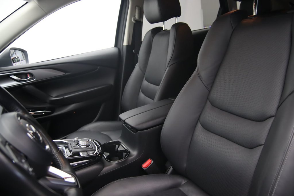 Mazda CX-9  2022 à Baie-Comeau, Québec - 7 - w1024h768px