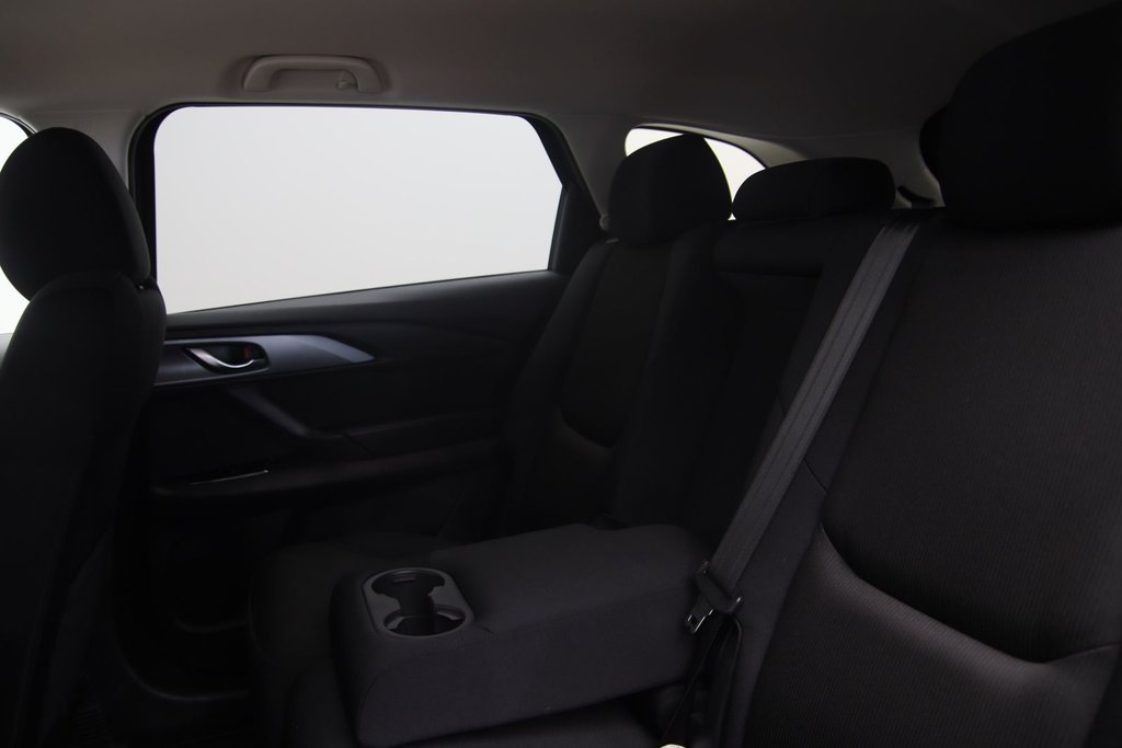 Mazda CX-9 GS 2023 à Chicoutimi, Québec - 9 - w1024h768px