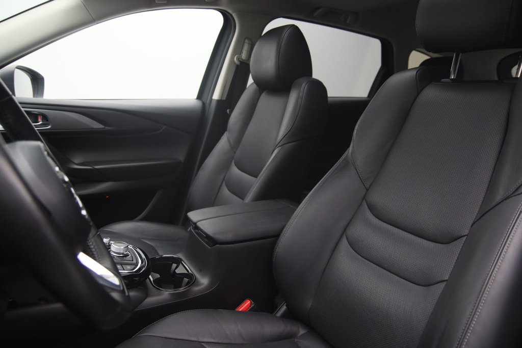 2023 Mazda CX-9 in Sept-Îles, Quebec - 7 - w1024h768px