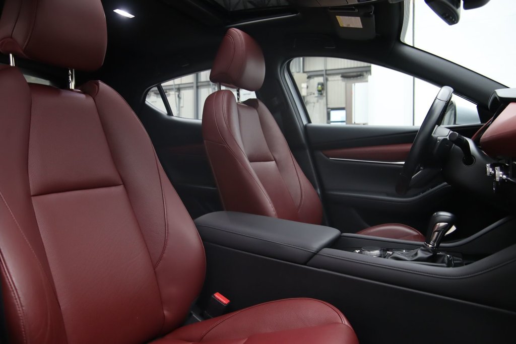 2020 Mazda 3 Sport in Baie-Comeau, Quebec - 16 - w1024h768px