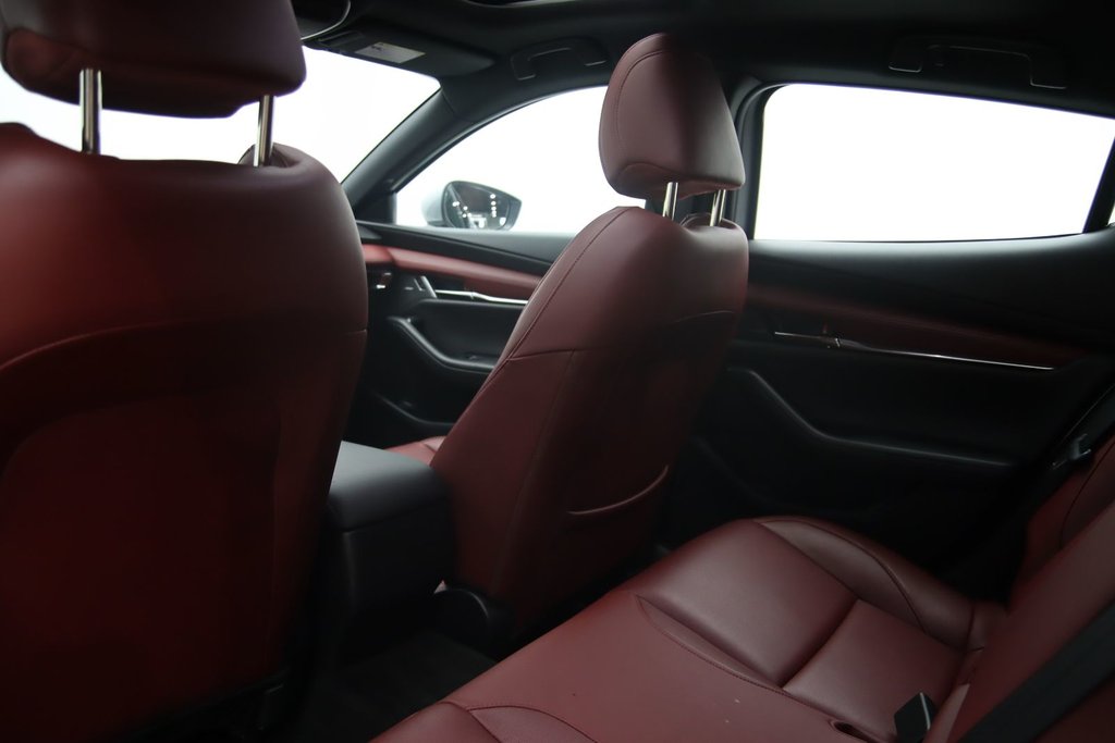 2020 Mazda 3 Sport in Baie-Comeau, Quebec - 9 - w1024h768px