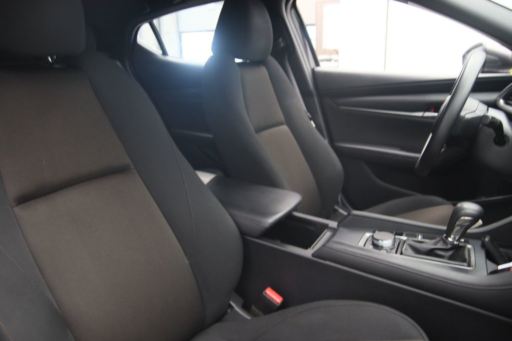 Mazda 3 Sport  2020 à Jonquière, Québec - 15 - w1024h768px