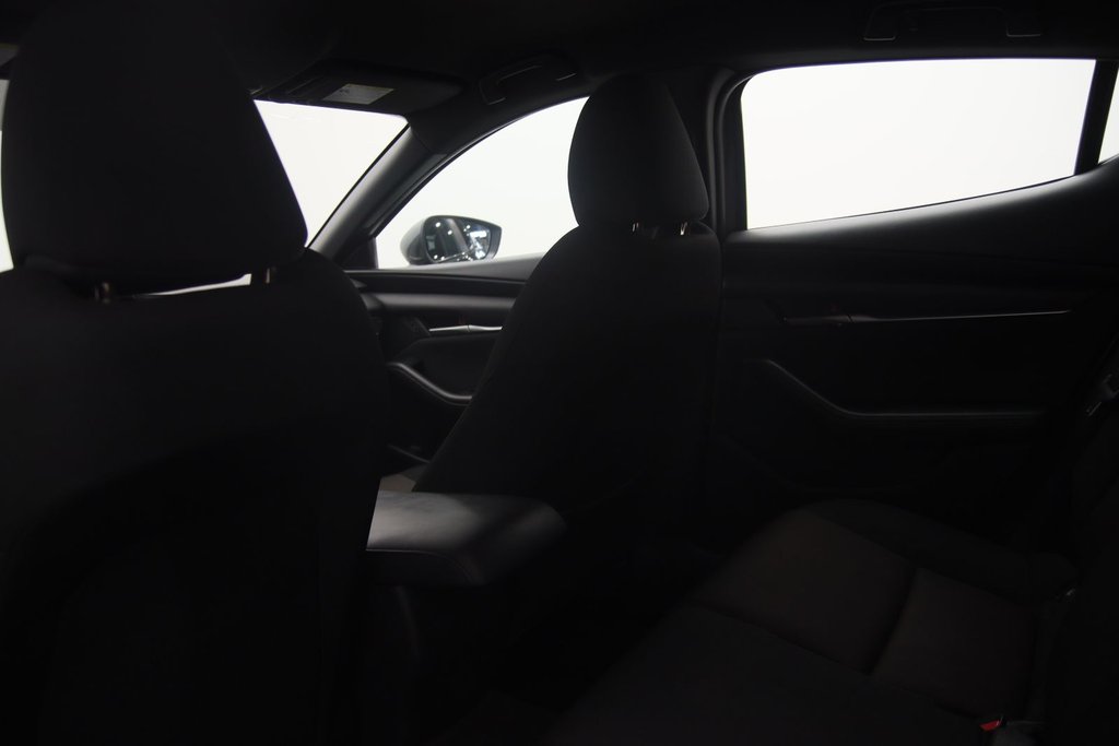 Mazda 3 Sport  2020 à Jonquière, Québec - 8 - w1024h768px