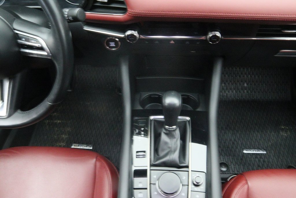 2021 Mazda 3 Sport in Jonquière, Quebec - 13 - w1024h768px