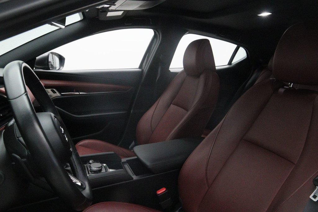 2021 Mazda 3 Sport in Jonquière, Quebec - 7 - w1024h768px