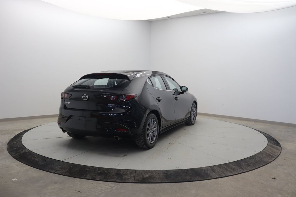 Mazda 3 Sport  2021 à Jonquière, Québec - 4 - w1024h768px