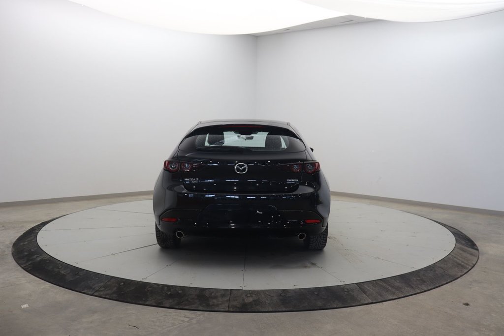 Mazda 3 Sport  2021 à Jonquière, Québec - 5 - w1024h768px