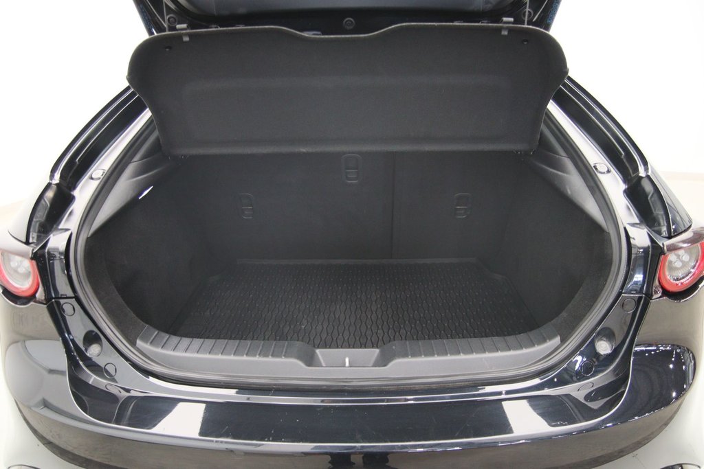 2021 Mazda 3 Sport in Baie-Comeau, Quebec - 19 - w1024h768px