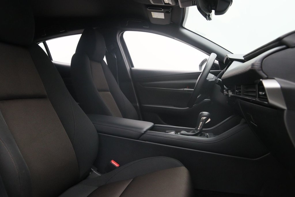 2022 Mazda 3 Sport GX in Jonquière, Quebec - 15 - w1024h768px