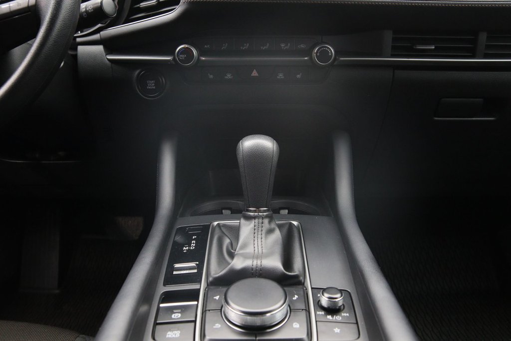 2022 Mazda 3 Sport GX in Jonquière, Quebec - 12 - w1024h768px