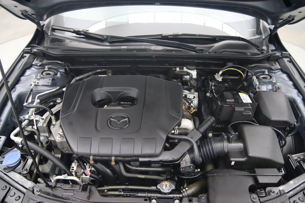 2023 Mazda 3 Sport GT in Chicoutimi, Quebec - 17 - w1024h768px
