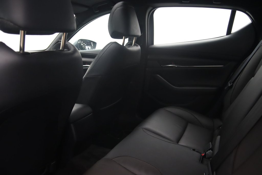 2023 Mazda 3 Sport GT in Chicoutimi, Quebec - 9 - w1024h768px