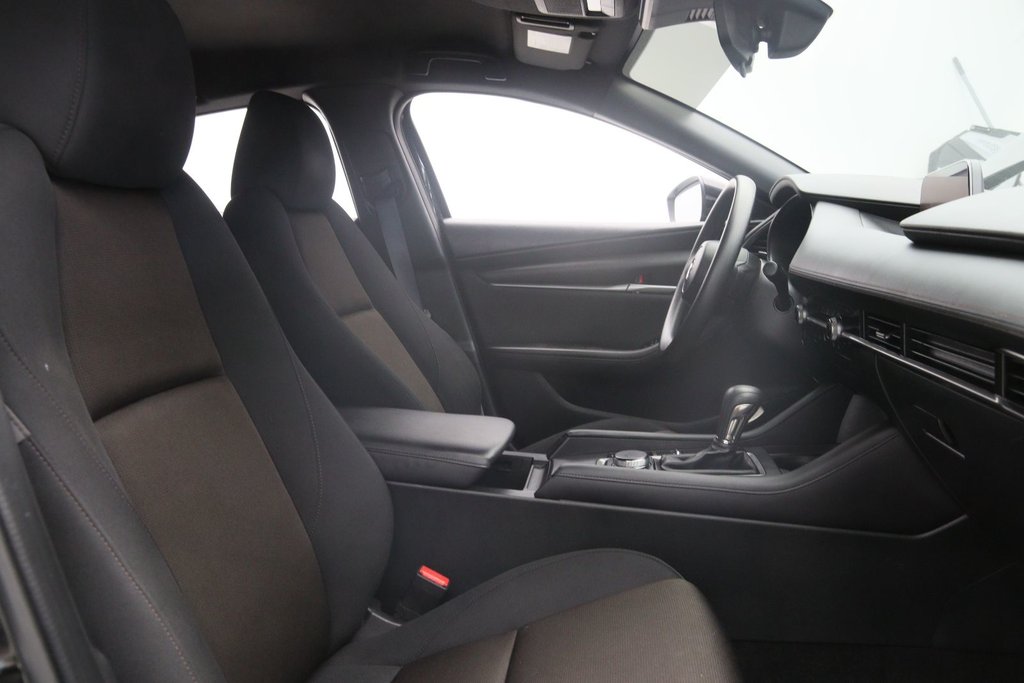 2023 Mazda 3 Sport in Jonquière, Quebec - 16 - w1024h768px
