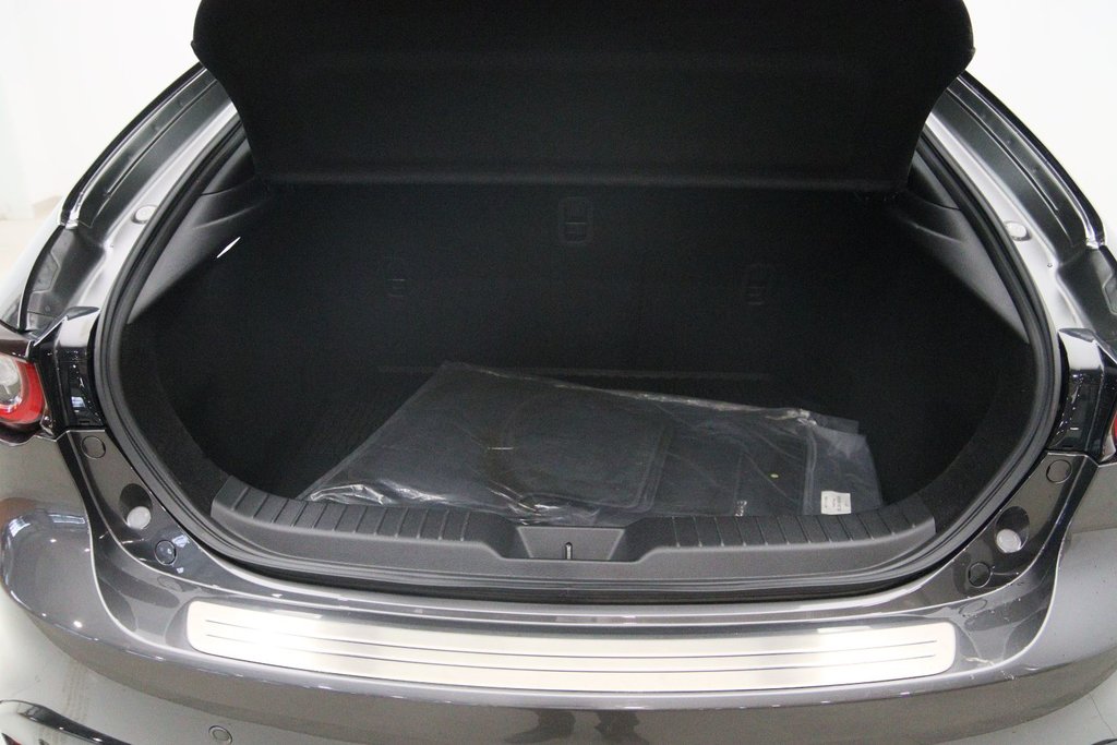 Mazda 3 Sport  2024 à Jonquière, Québec - 17 - w1024h768px