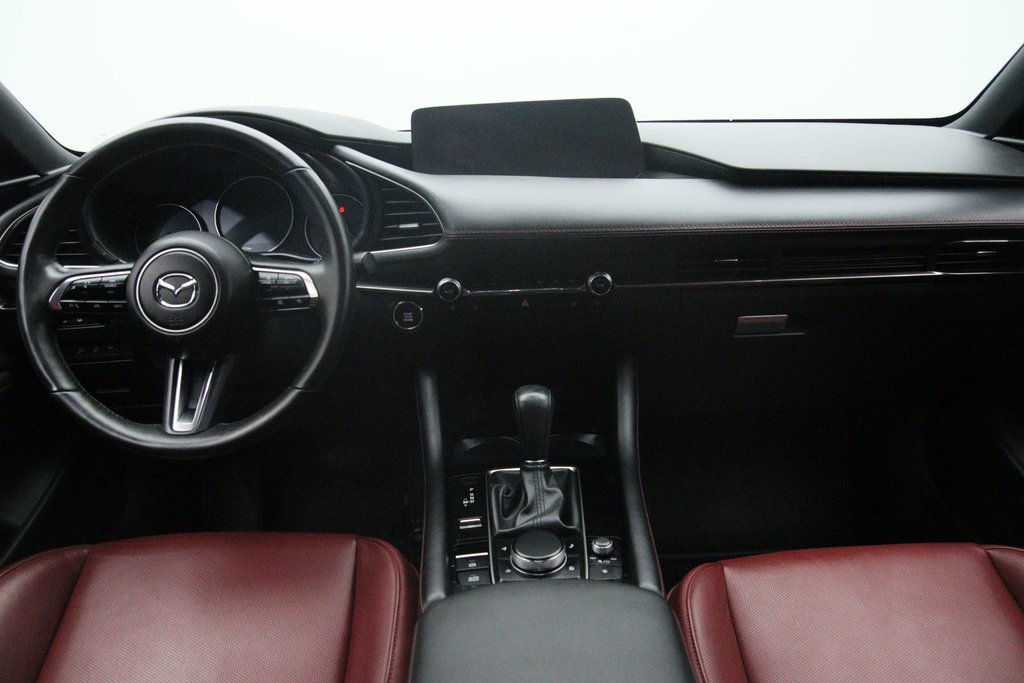 Mazda 3 Sport  2024 à Jonquière, Québec - 11 - w1024h768px