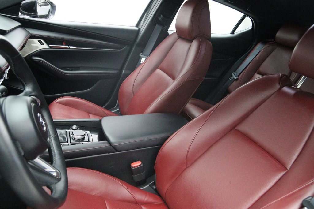 Mazda 3 Sport  2024 à Jonquière, Québec - 8 - w1024h768px