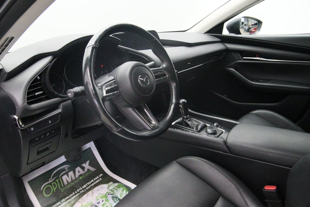 Mazda 3  2020 à Jonquière, Québec - 6 - w1024h768px