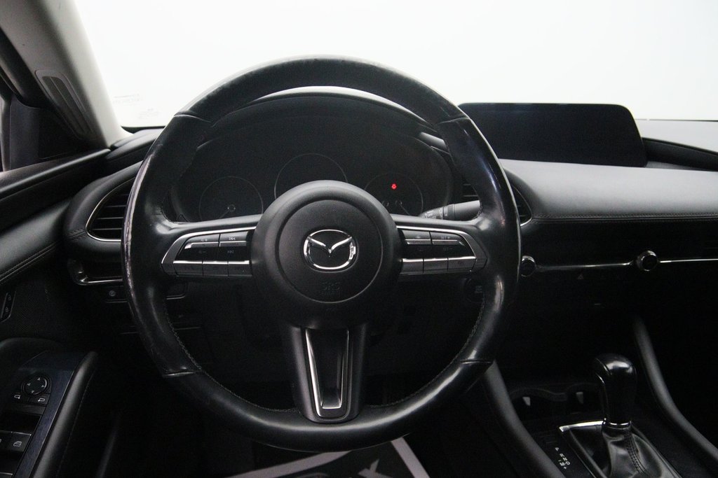 Mazda 3  2020 à Jonquière, Québec - 11 - w1024h768px