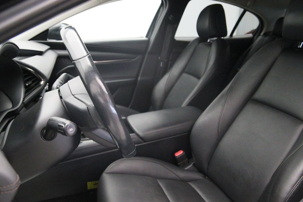 Mazda 3  2020 à Jonquière, Québec - 7 - w1024h768px