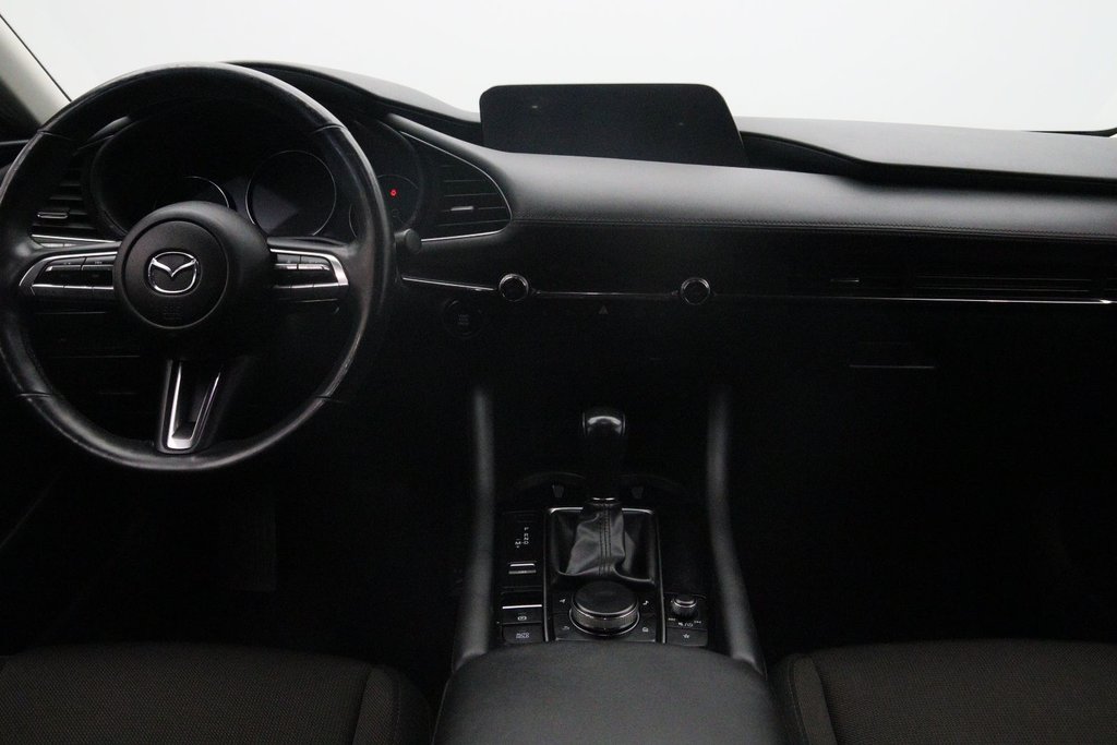2020 Mazda 3 in Baie-Comeau, Quebec - 10 - w1024h768px