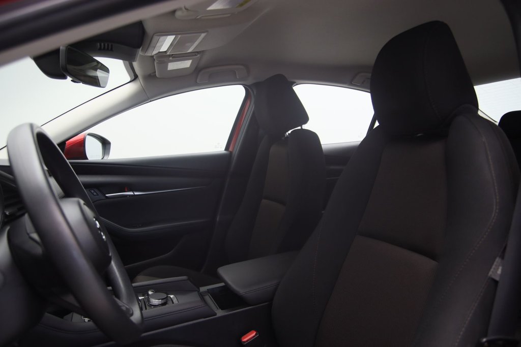 Mazda 3  2020 à Sept-Îles, Québec - 7 - w1024h768px
