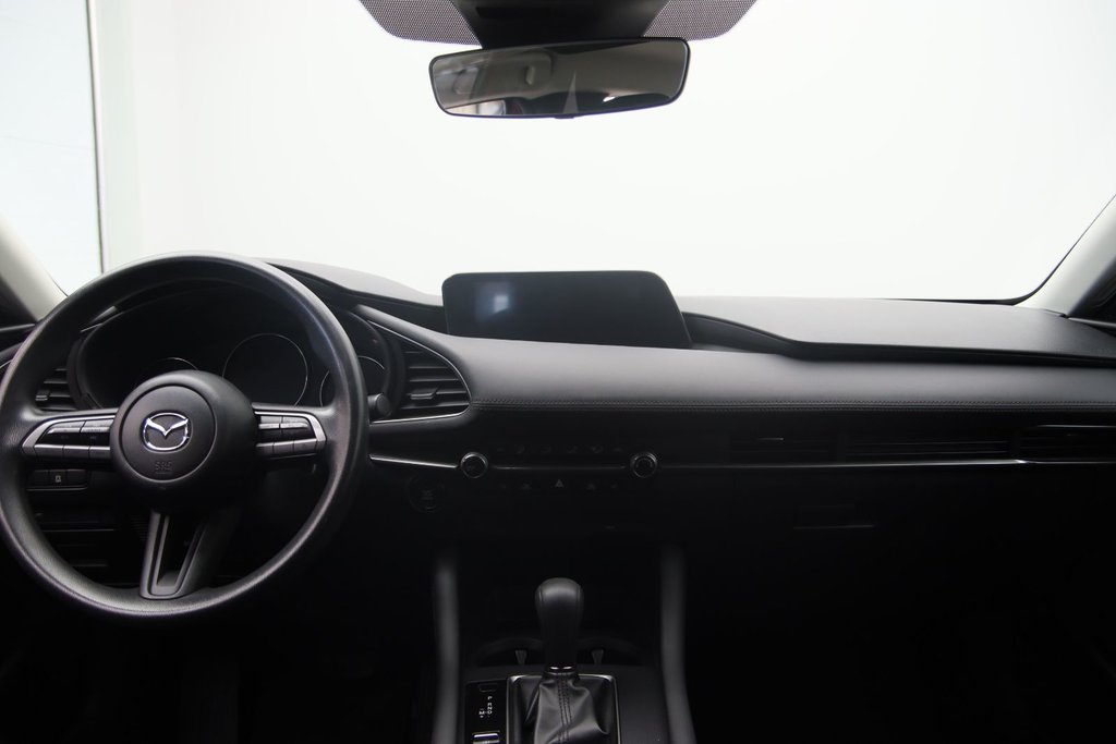 Mazda 3  2020 à Sept-Îles, Québec - 10 - w1024h768px