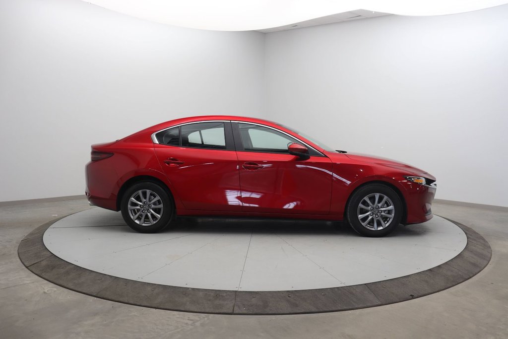 Mazda 3  2020 à Sept-Îles, Québec - 3 - w1024h768px