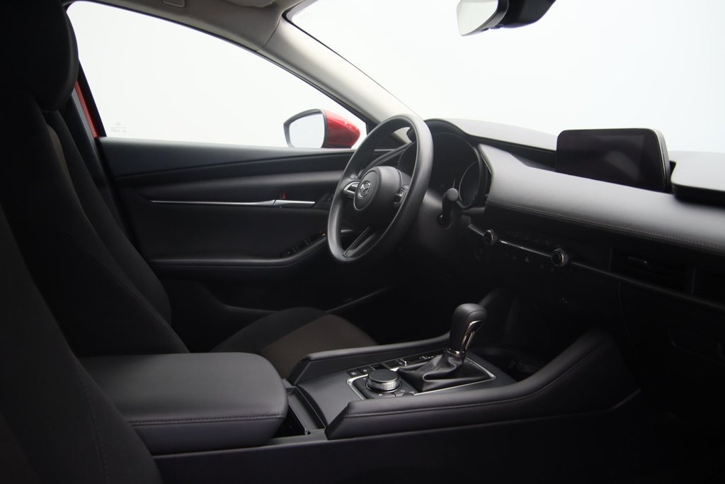 Mazda 3  2020 à Sept-Îles, Québec - 15 - w1024h768px