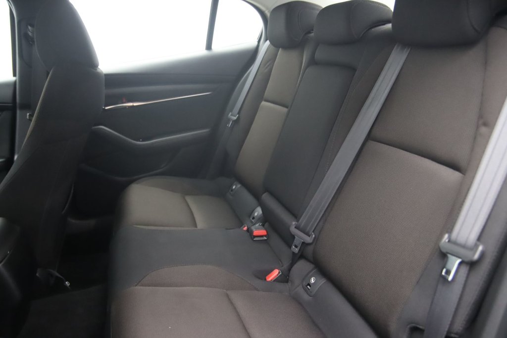 Mazda 3  2020 à Sept-Îles, Québec - 9 - w1024h768px